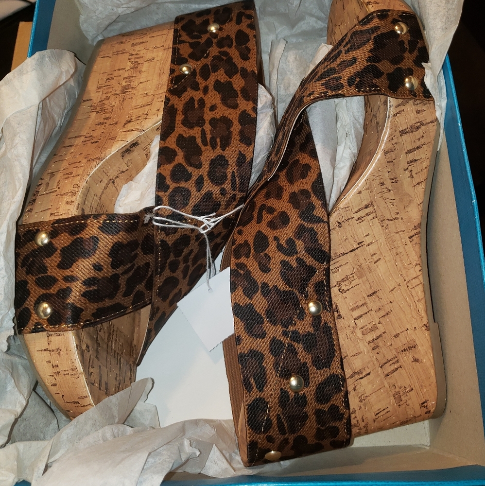 Wedge sandal